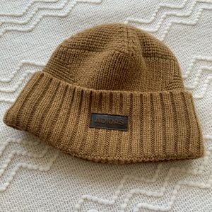 Adidas beanie